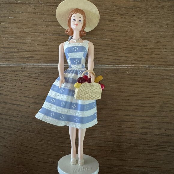 1998 Hallmark Keepsake Ornament Barbie's Bestie Midge Suburban Shopper - Picture 4 of 6